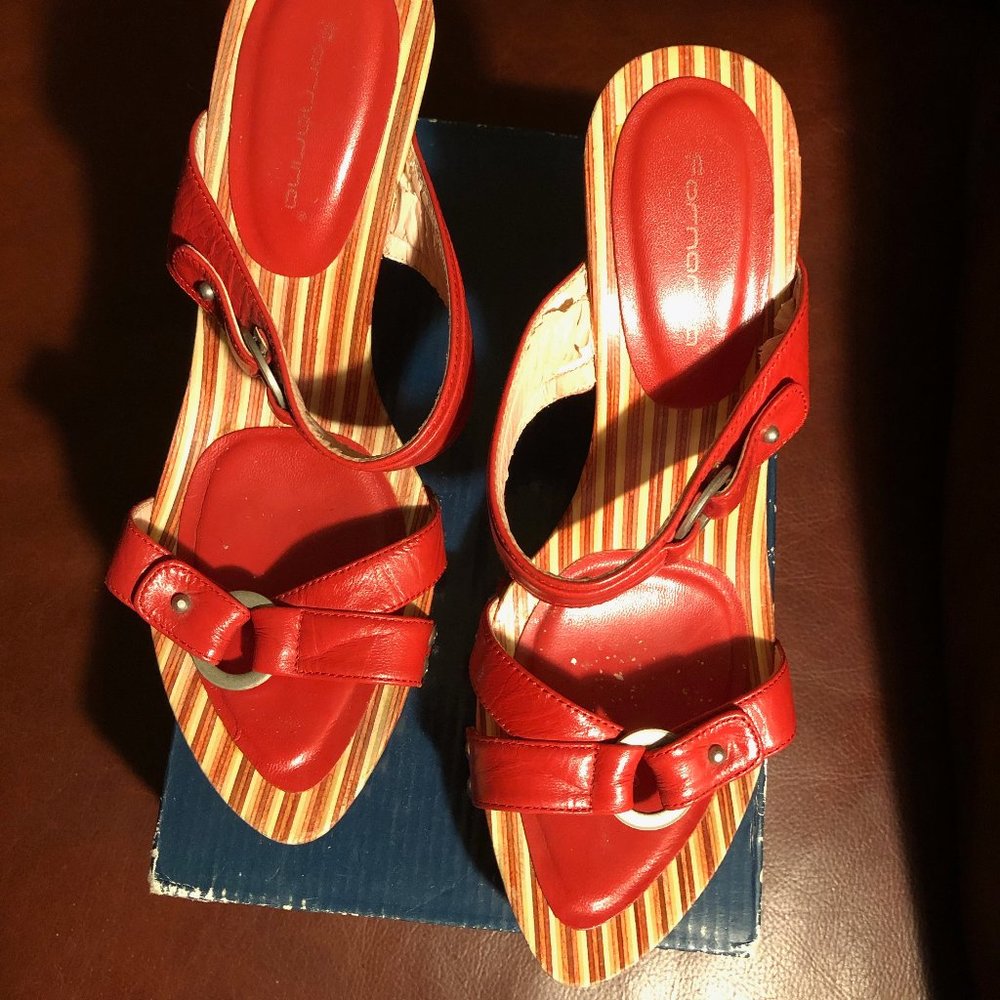 Fornarina Red Leather Swirl Wedge Wood Sandals